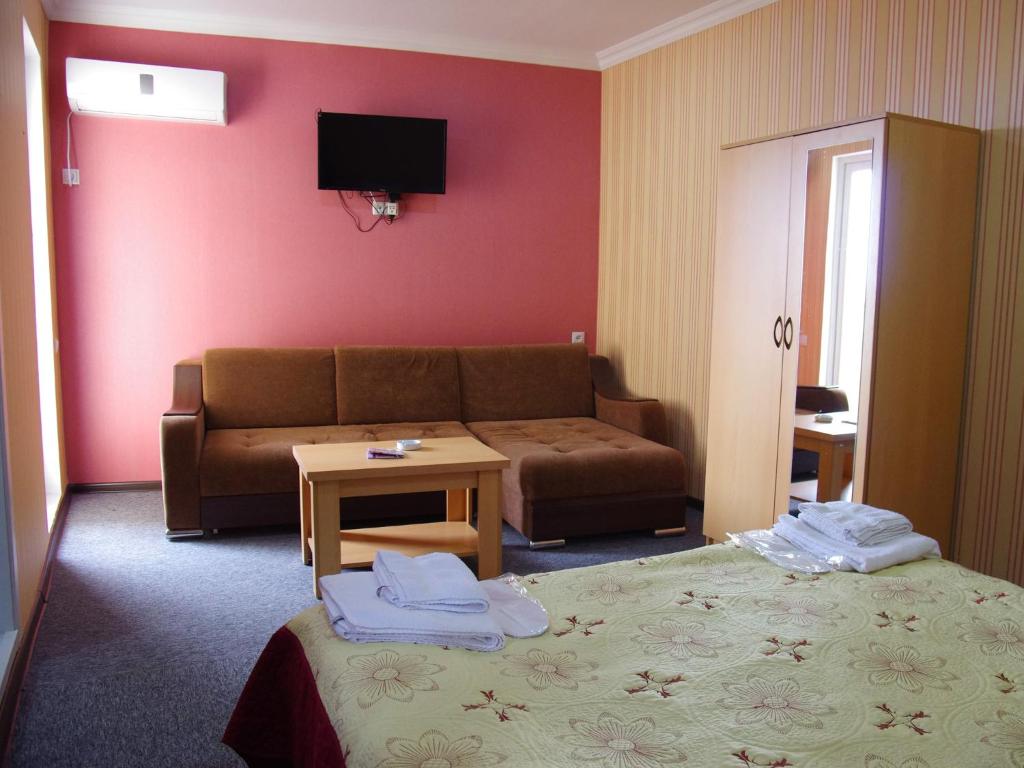 Hotel Shalimar room 2