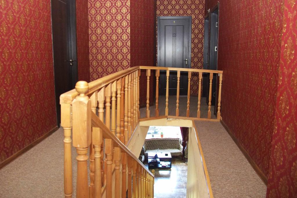 Hotel Shalimar room 6